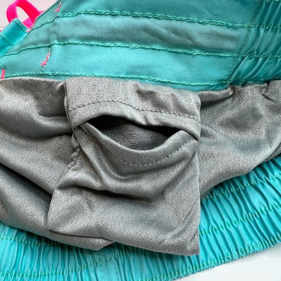 LAGUNA COASTAL FIT ABOVE THE KNEE BATHING SUIT, MULTI COLORS, SIZE LARGE - Picture 11 of 16